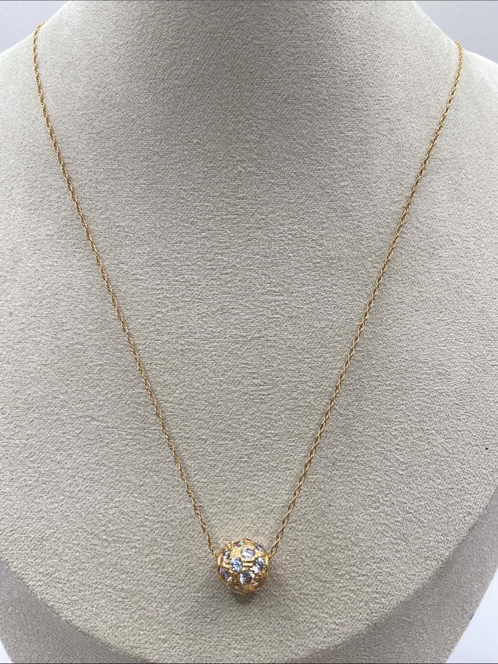 14K Yellow Gold Necklace Rolo Chain With Movable Simulated Diamond Ball Pendant